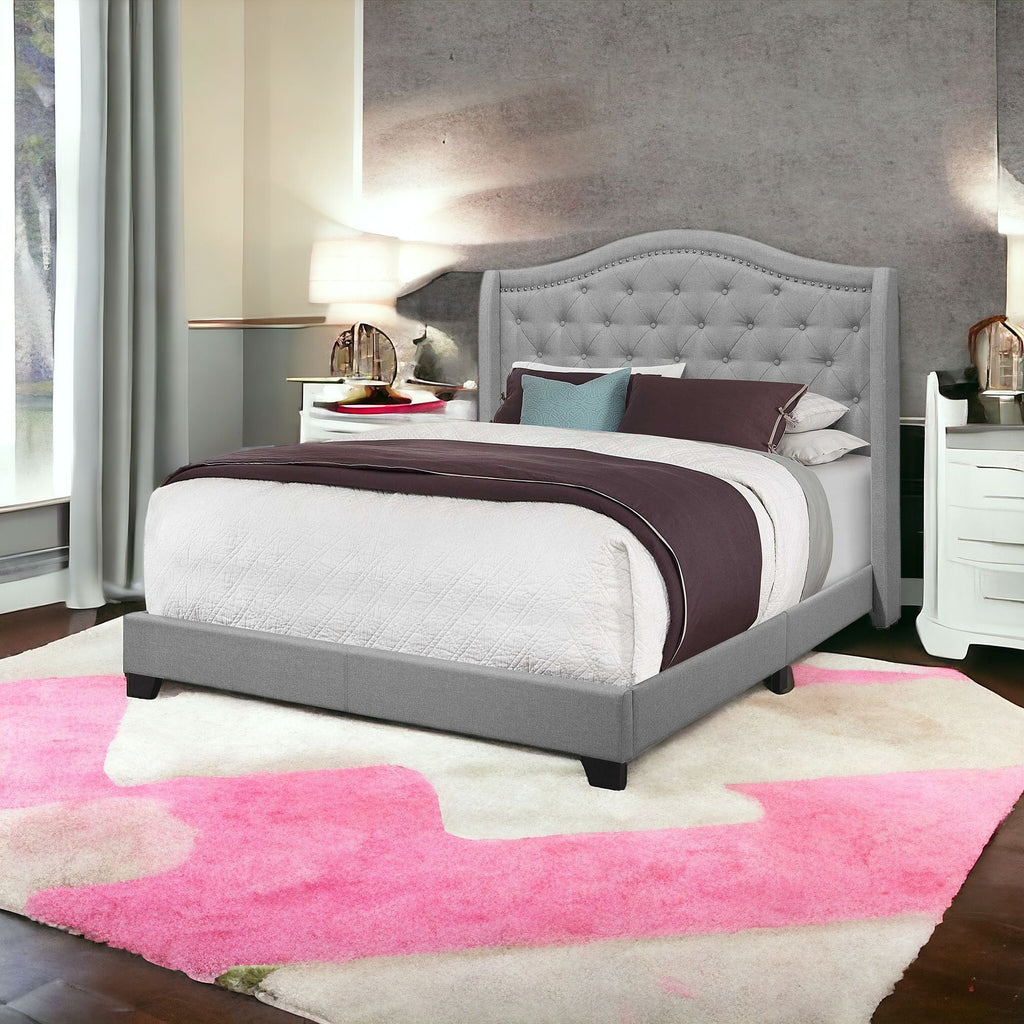 LuxxHomes  Solid Wood Queen Tufted Gray Upholstered Linen Bed With Nailhead Trim