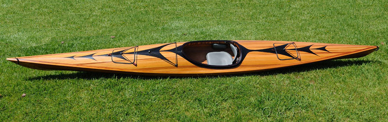 LuxxHomes  23" X 206" X 13" Wooden Kayak With Arrows Design