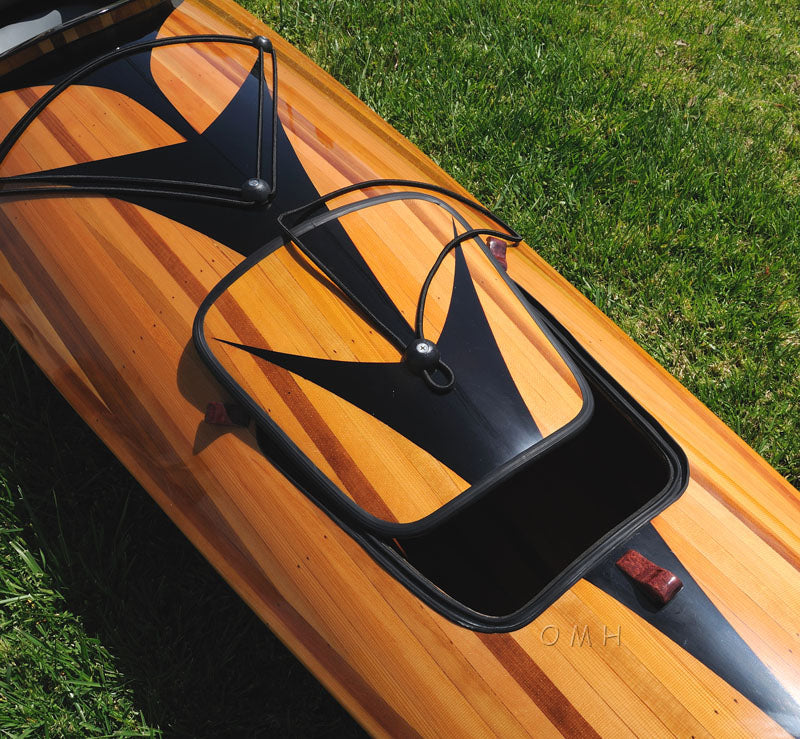 LuxxHomes  23" X 206" X 13" Wooden Kayak With Arrows Design