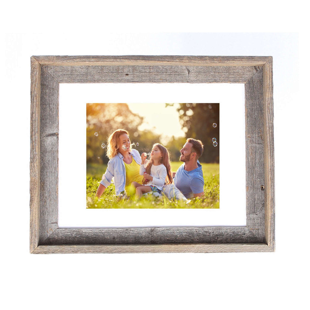 LuxxHomes  16" X 20" Rustic Reclaimed Wood Picture Frame