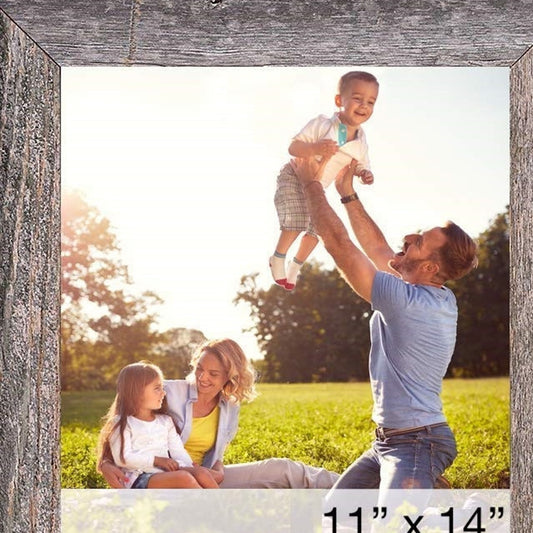 LuxxHomes  11X14 Natural Weathered Grey Picture Frame