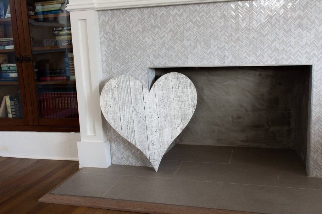 18" Whitewash Reclaimed Wood Heart Wall Decor