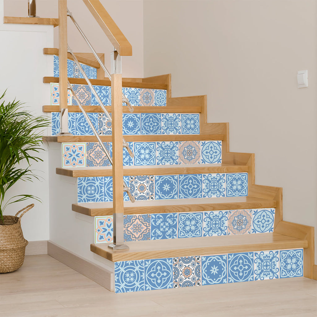 LuxxHomes  4" X 4" Ocean Blue Mosaic Peel And Stick Removable Tiles