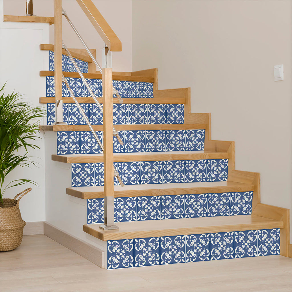 LuxxHomes  4" X 4" Wedgwood Blue And White Peel And Stick Removable Tiles