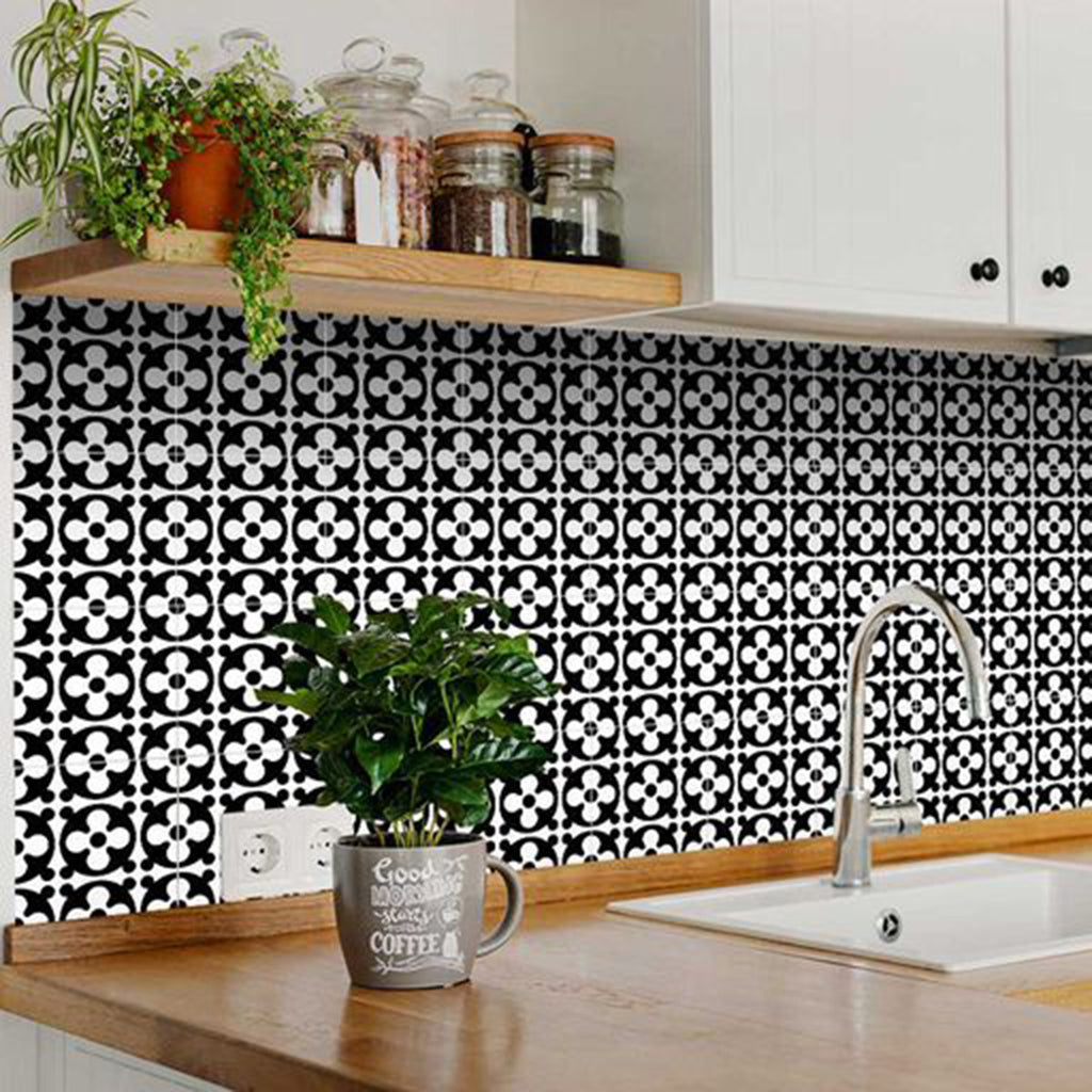 LuxxHomes  4" X 4" Black and White Medeci Peel and Stick Removable Tiles