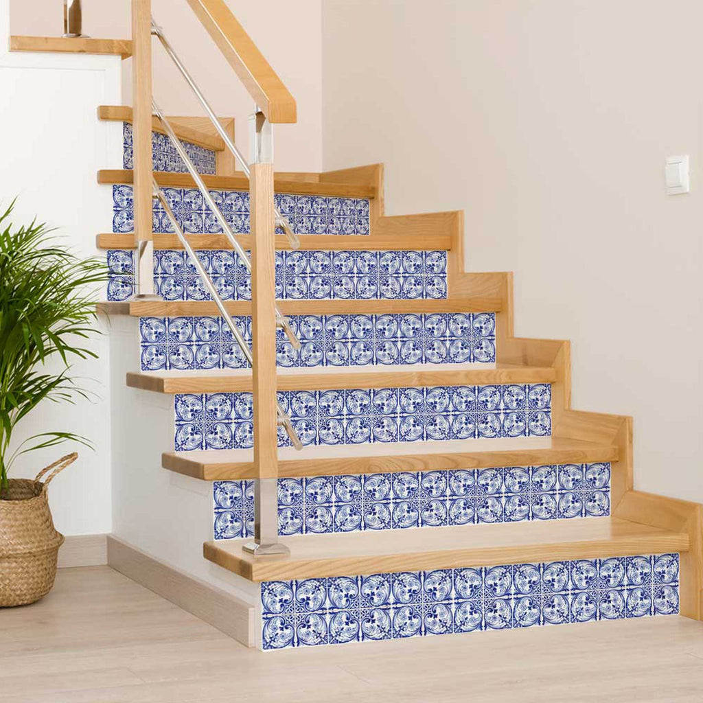 LuxxHomes  4" X 4" Blue Cloud Peel And Stick Removable Tiles