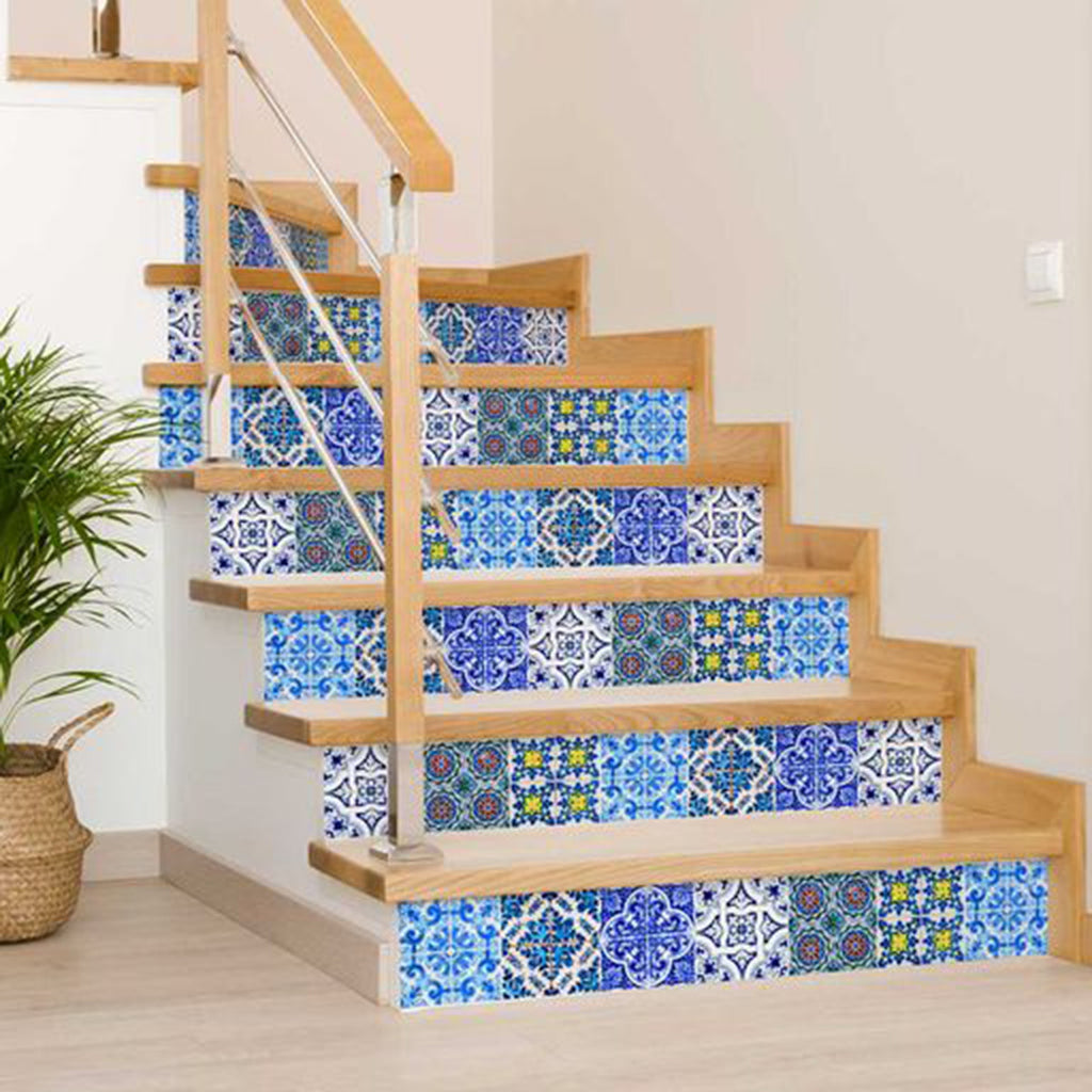 LuxxHomes  4" X 4" Greta Multi Mosaic Peel And Stick Tiles