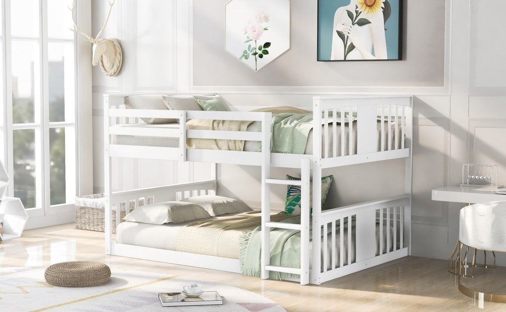 LuxxHomes  White Classic Full Over Full Bunk Bed with Ladder