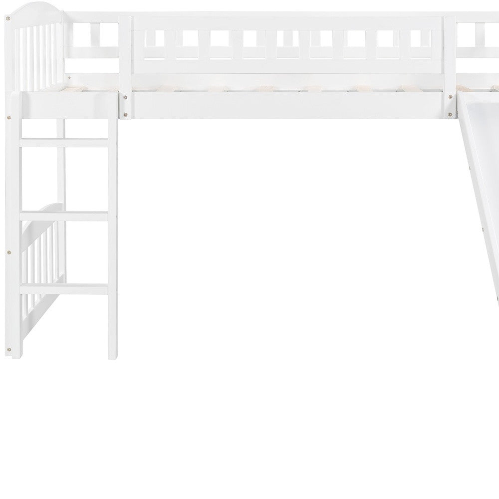 LuxxHomes  White Twin Traditional Manufactured Wood and Solid Wood Bunk Bed