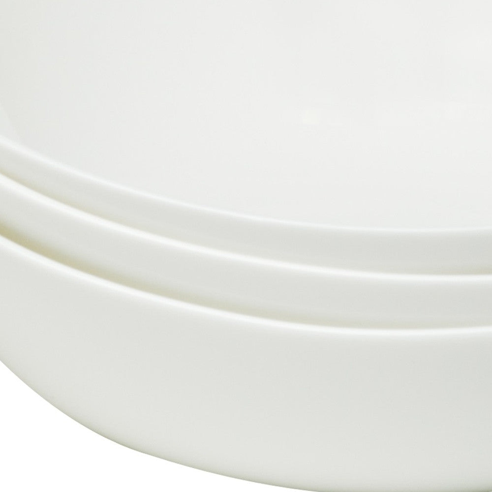 LuxxHomes  White Six Piece Triangle Bone China Service For Six Bowl Set