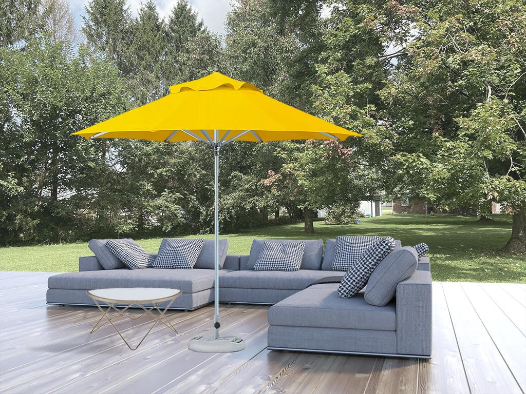 LuxxHomes  10' Yellow Polyester Round Market Patio Umbrella