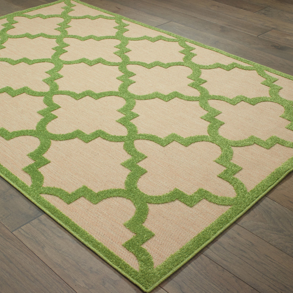 10' X 13' Green Geometric Stain Resistant Indoor Outdoor Area Rug