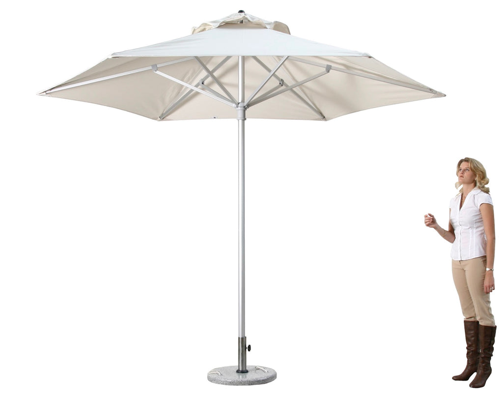 LuxxHomes  9' Ecru Polyester Round Market Patio Umbrella